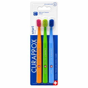 Набір дитячих зубних щіток Curaprox CS Smart (від 5 років), 3 шт., (помаранчева, зелена, синя) CS Smart/3-01 фото